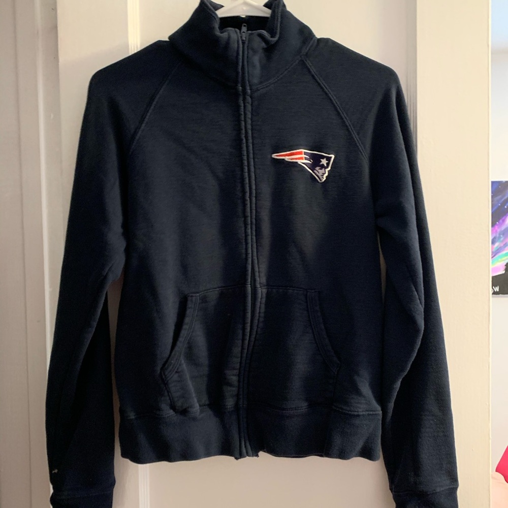 New England Patriots sweatshirt